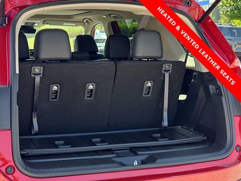 Used 2023 Honda Pilot Elite image 9