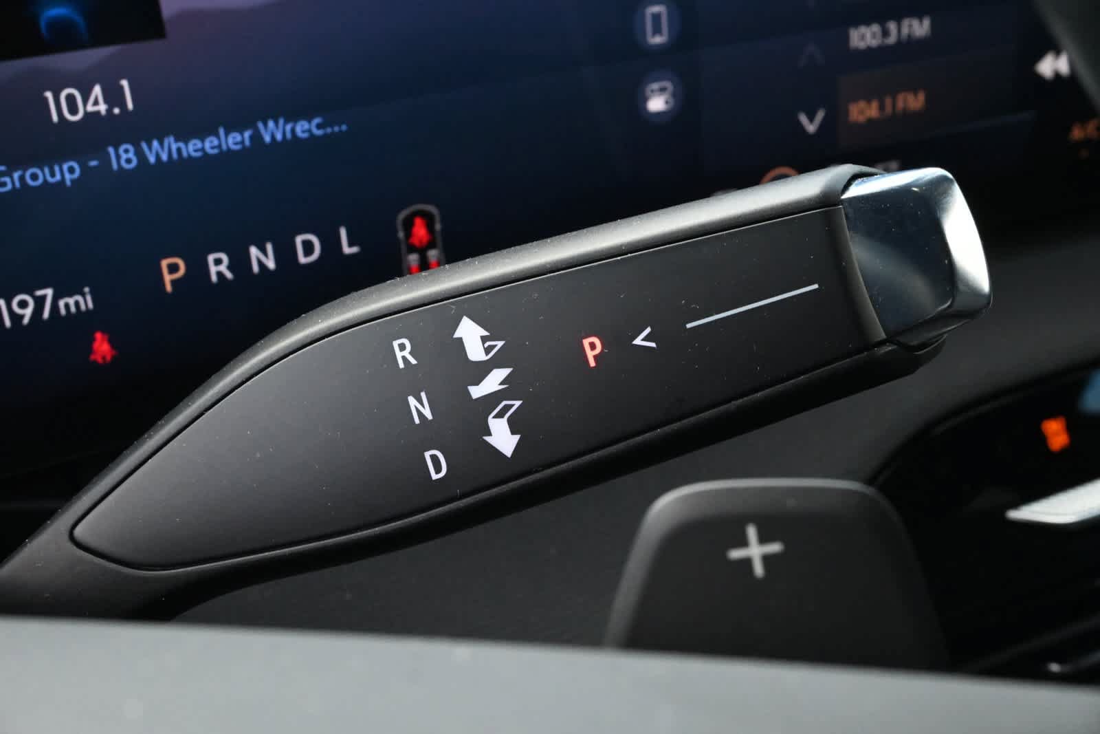 Used 2025 Buick Enclave Sport Touring FWD image 14