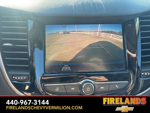 Used 2022 Chevrolet Trax LT w/ Driver Confidence Package image 19