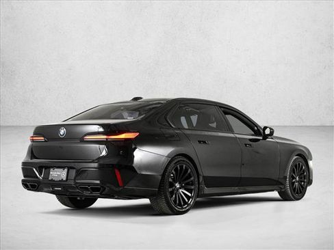 Used 2023 BMW 760i xDrive 760i xDrive image 5