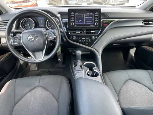Used 2022 Toyota Camry LE FWD image 11