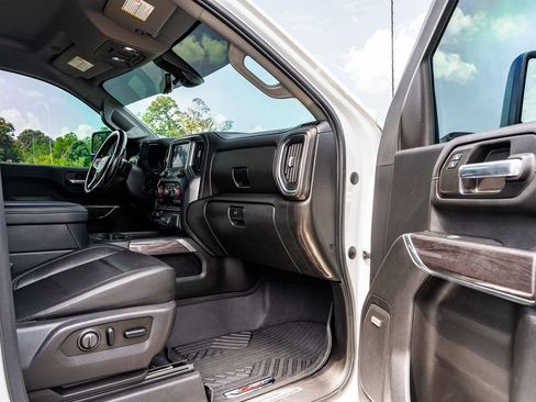 Used 2020 Chevrolet Silverado 2500 LTZ w/ LTZ Plus Package AWD/4WD image 11