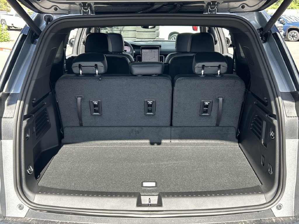 New 2027 GMC Acadia AT4 w/ Luxury Package AWD/4WD image 26