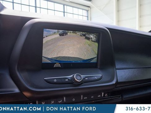 Used 2019 Chevrolet Camaro LT RWD image 8
