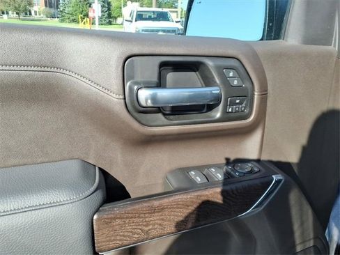 Used 2021 GMC Sierra 1500 Denali image 10