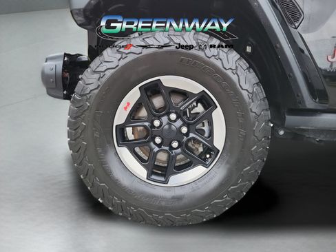 Used 2018 Jeep Wrangler Unlimited Rubicon AWD/4WD image 33