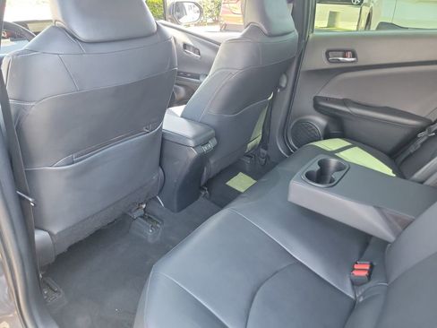 Used 2021 Toyota Prius Prime XLE FWD image 13