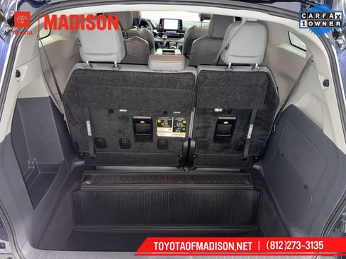 Used 2023 Toyota Sienna XLE image 33