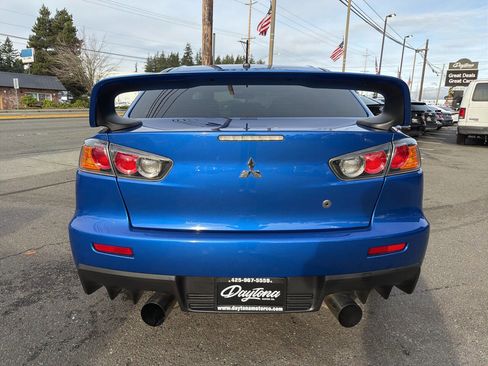 Used 2015 Mitsubishi Lancer Evolution GSR image 9