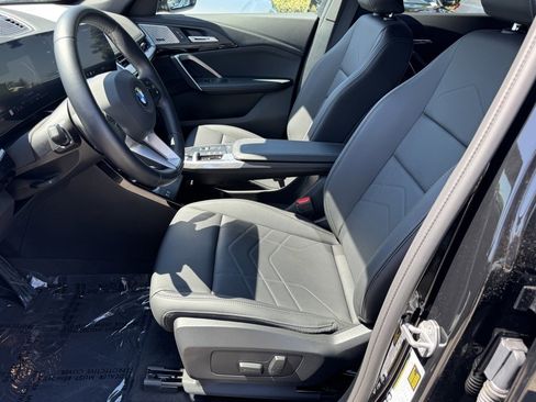 Used 2025 BMW X1 xDrive28i w/ Convenience Package image 18
