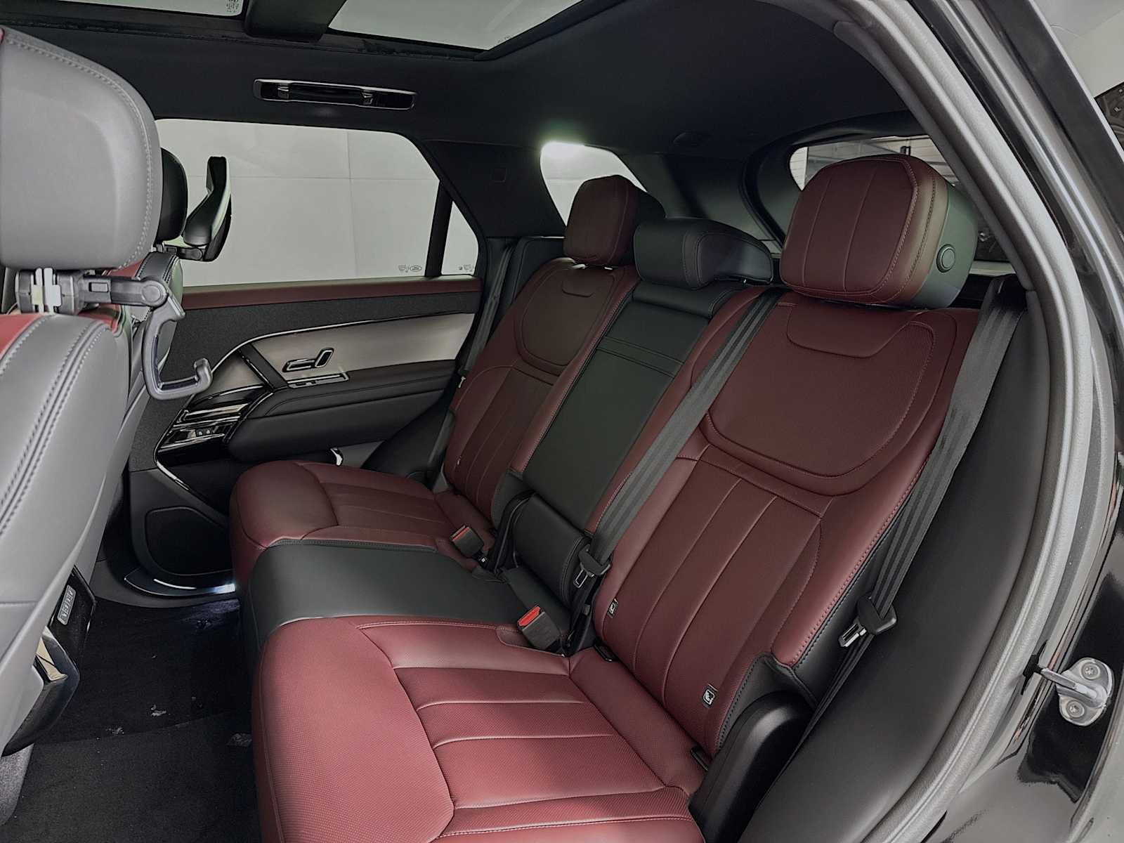 New 2026 Land Rover Range Rover Sport Dynamic SE AWD/4WD image 20