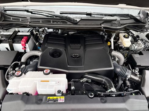 Certified 2026 Toyota Tundra SR5 image 17