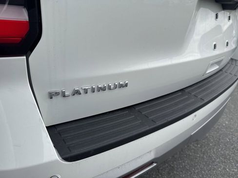 Used 2024 Ford Expedition Max Platinum image 8