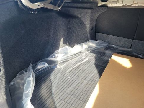 Used 2026 Toyota Corolla SE image 32