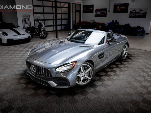 Used 2020 Mercedes-Benz AMG GT Roadster image 4