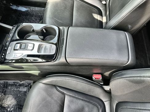 Used 2023 Hyundai Tucson Limited image 16