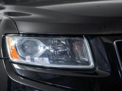 Used 2014 Jeep Grand Cherokee Limited image 15