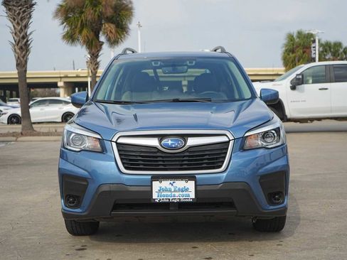 Used 2020 Subaru Forester Premium image 6