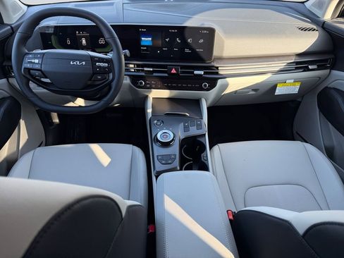 New 2026 Kia Sportage EX image 10