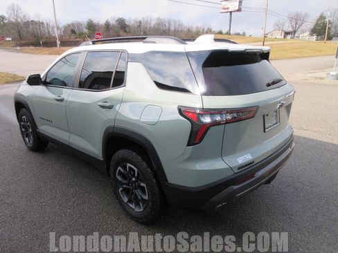 Used 2025 Chevrolet Equinox ACTIV image 6