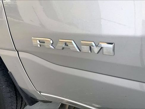 Used 2022 RAM 1500 Big Horn AWD/4WD image 22