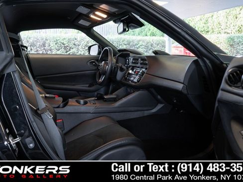 Used 2024 Nissan Z Performance w/ Floor Mat Package RWD image 47