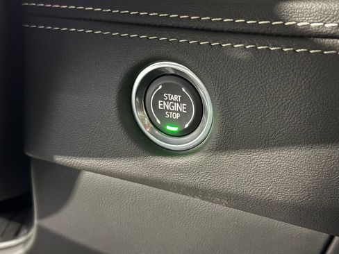 New 2025 Cadillac Escalade ESV Luxury image 39