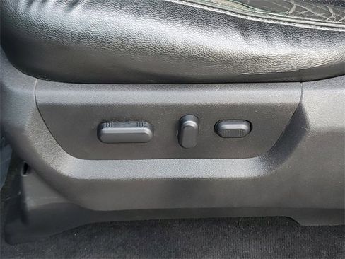 Used 2014 Ford F250 Lariat w/ Lariat Ultimate Package image 26