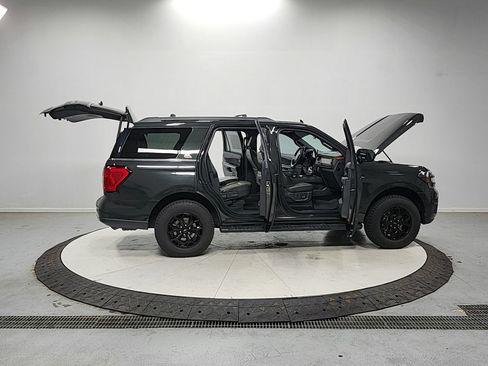 Used 2022 Ford Expedition Timberline AWD/4WD image 17
