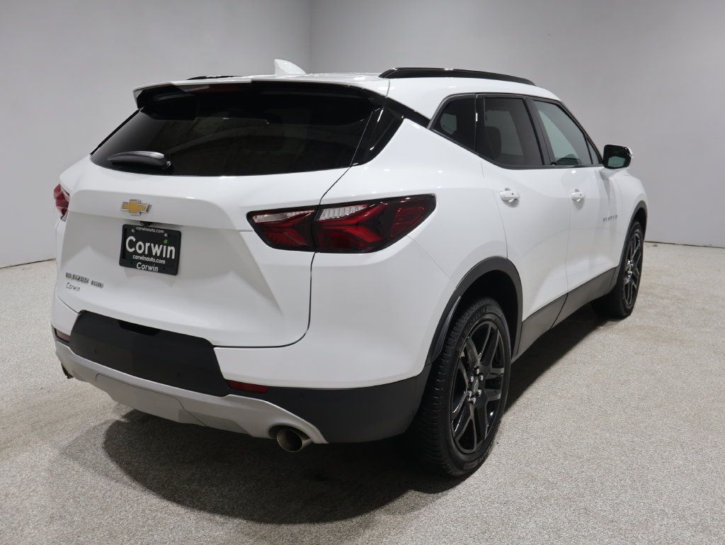Used 2022 Chevrolet Blazer LT AWD/4WD image 2