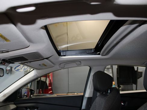 Certified 2024 Honda Accord EX image 34