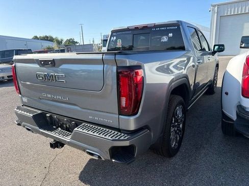 Used 2023 GMC Sierra 1500 Denali Ultimate AWD/4WD image 7