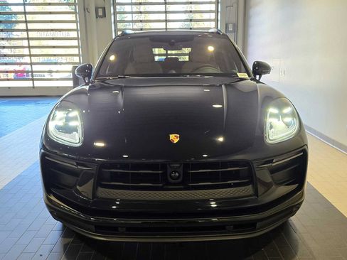 New 2026 Porsche Macan AWD/4WD image 10