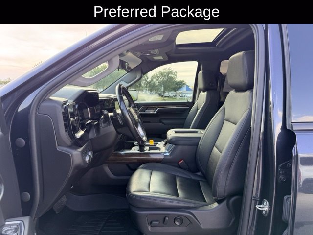 Certified 2022 GMC Sierra 1500 Elevation w/ Elevation Premium Package AWD/4WD image 8