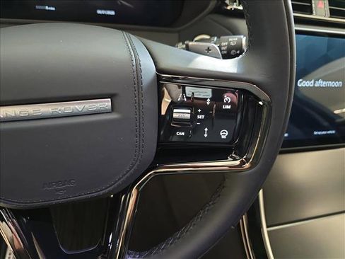 New 2026 Land Rover Range Rover Velar Dynamic SE image 18