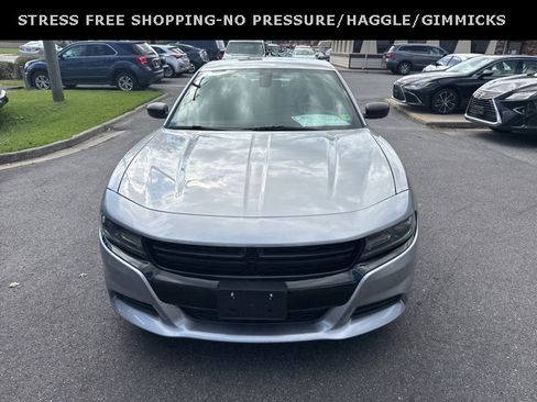 Used 2018 Dodge Charger R/T image 9