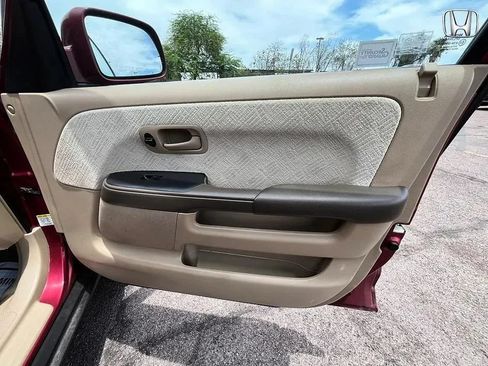 Used 2005 Honda CR-V EX image 15