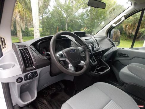 Used 2016 Ford Transit 350 XL RWD image 27
