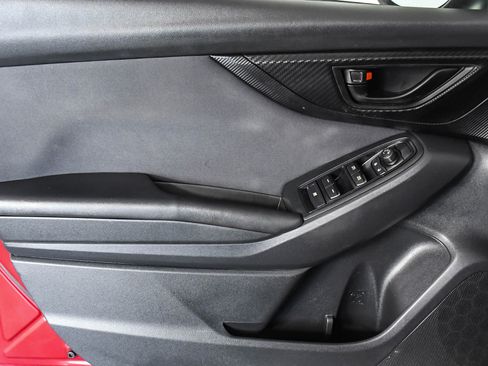 Used 2019 Subaru Crosstrek 2.0i Premium w/ Eyesight System image 20