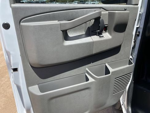 New 2025 GMC Savana 3500 w/ Power Convenience Package image 19