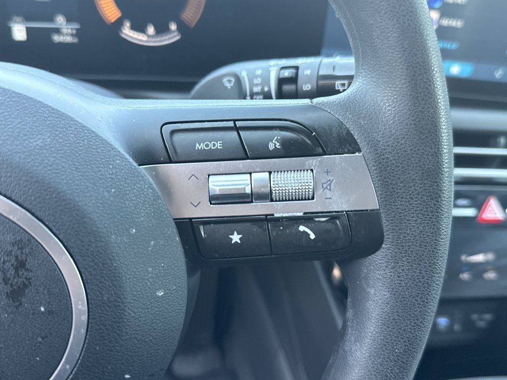 Certified 2025 Hyundai Tucson SEL FWD image 24