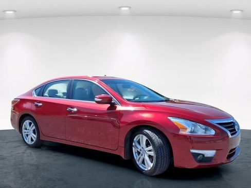 Used 2015 Nissan Altima 3.5 SL FWD image 4