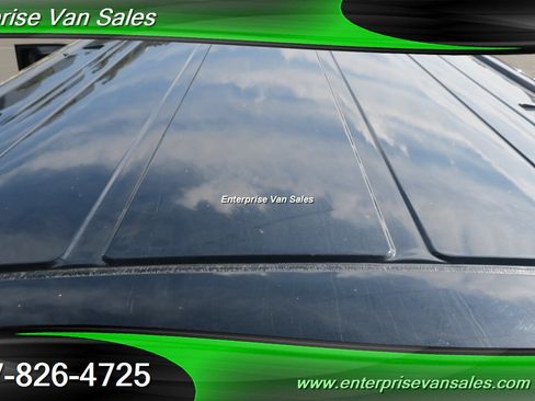 Used 2023 Ford Transit 350 XLT image 22