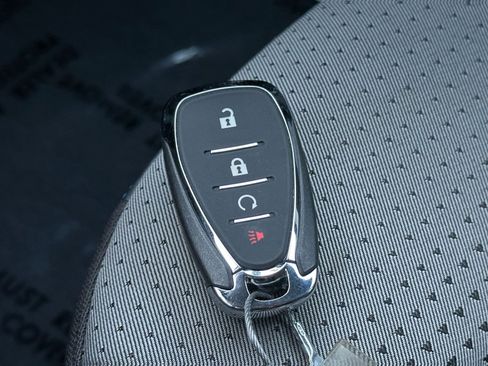 Used 2025 Chevrolet Trax LT image 22