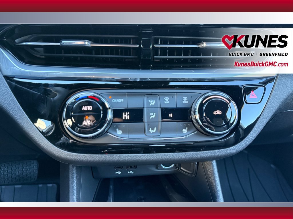 New 2026 Buick Envista Sport Touring w/ Convenience I Package FWD image 28