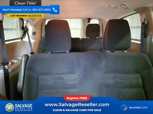 Used 2019 Dodge Grand Caravan SE w/ UConnect Hands-Free Group image 13