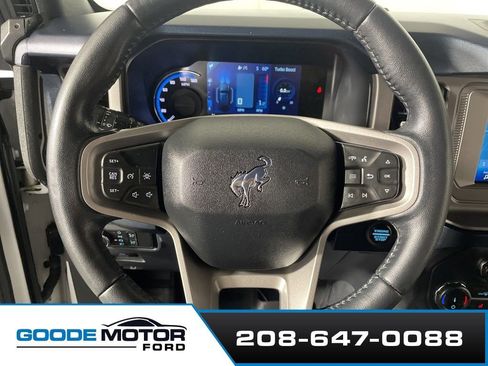 Certified 2022 Ford Bronco Outer Banks AWD/4WD image 14