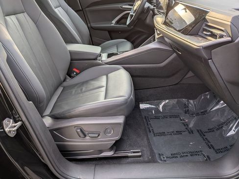 Used 2025 Audi Q5 Premium Plus w/ Premium Plus image 36