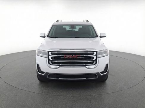 Used 2023 GMC Acadia SLT AWD/4WD image 2