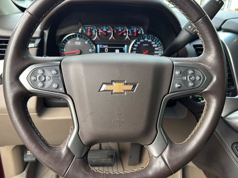 Used 2019 Chevrolet Tahoe LT w/ Luxury Package image 17